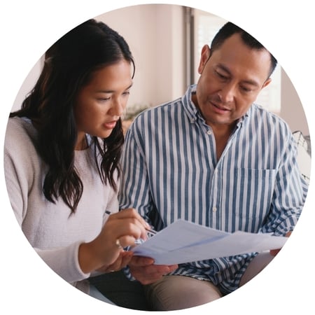 couple-discussing-health-insurance-circle