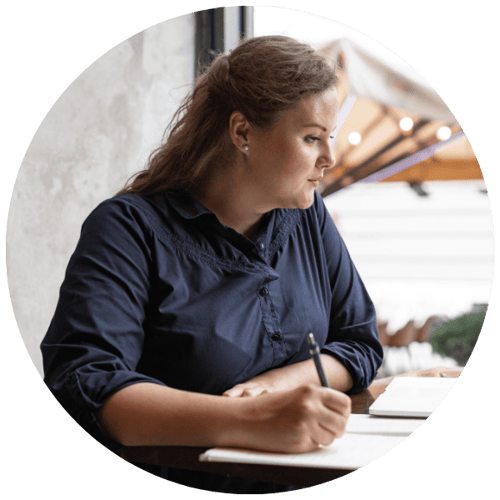 financial-grants-woman-laptop